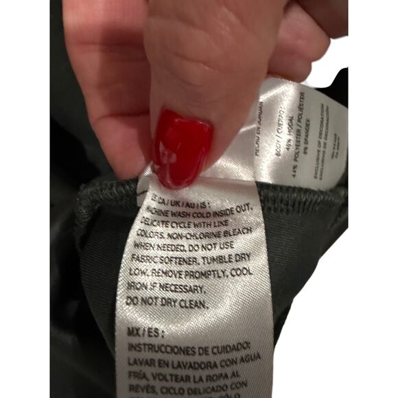 Sage Collective Olive Green Sweatshirt Top M Pockets Super Soft EUC ✨ - Picture 6 of 7